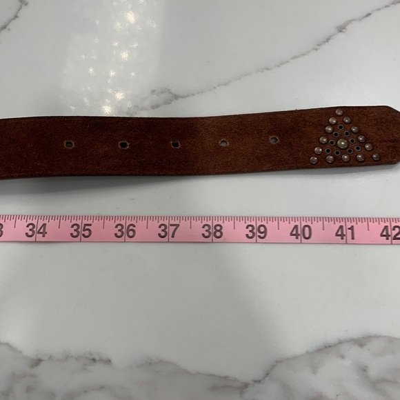 Shyanne New With Tags Brown Leather Belt with Bling Embellishments. Size M/L - Picture 9 of 10